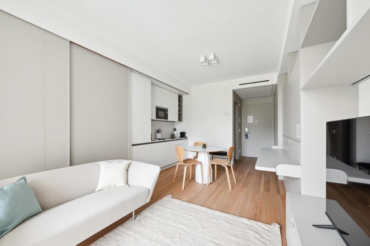 Limehome Milan Via Stresa Kültér fotó